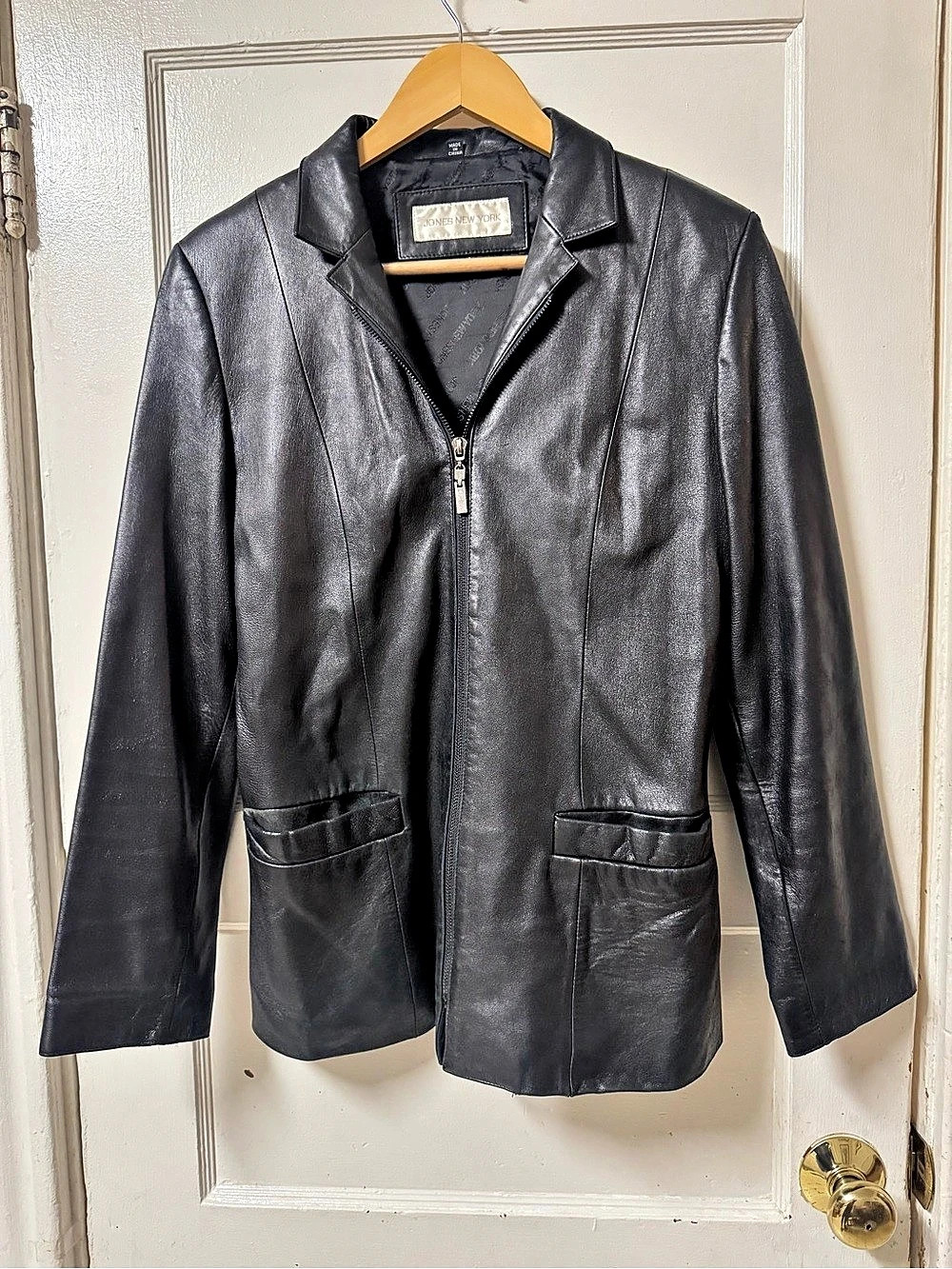 Jones New York Vintage Black Leather Zip Front Jacket Size Medium
